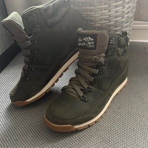 Mens North Face Army Green Size 11 Boots